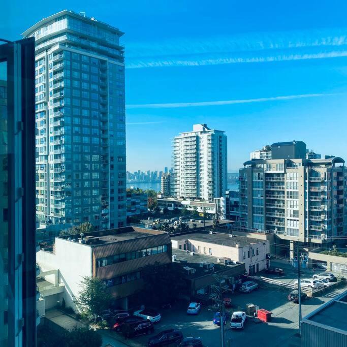 360º Rooftop Patio Views. Your-Home-Away-From-Home North Vancouver Extérieur photo